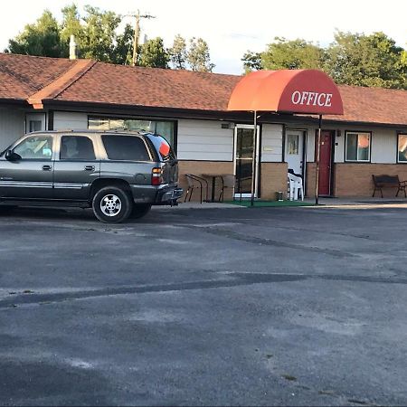 Motel Grand Chadron Εξωτερικό φωτογραφία