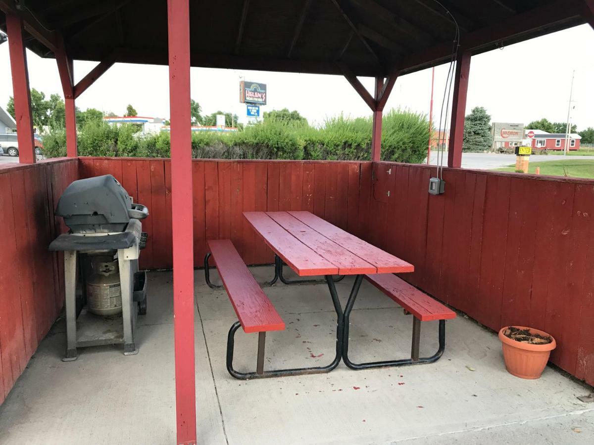 Motel Grand Chadron Εξωτερικό φωτογραφία